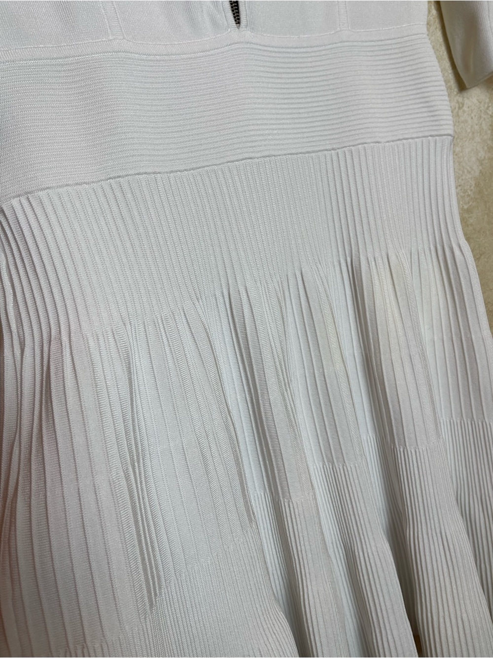 Milly White Fit and Flare Bandage Knit V-Neck Midi Dress Long Sleeve Size Large - Picture 6 of 13